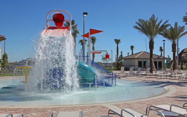 Private Pool Modern Elegance Ideal Locale