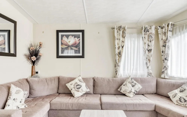 Simplistic Home in Hastings Near Alexandra Park