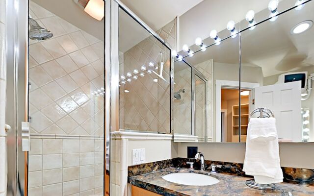 Creekside Gem #E-2 - 4 Br Townhouse