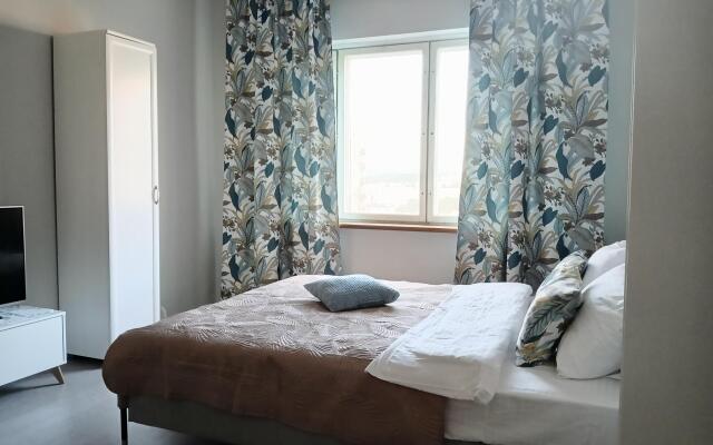 Апартаменты на проспекте Кольский