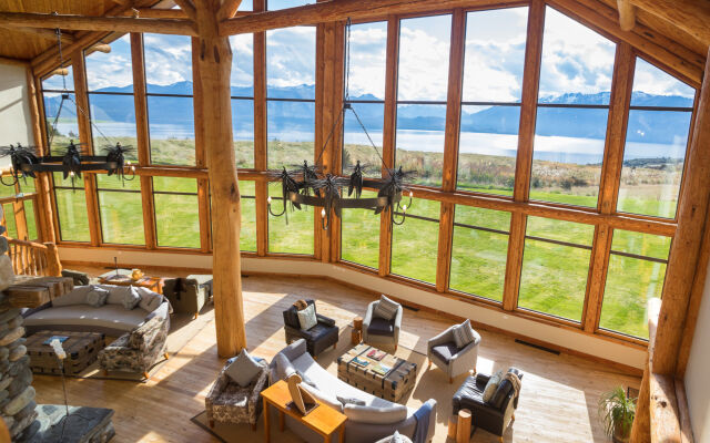 Fiordland Lodge