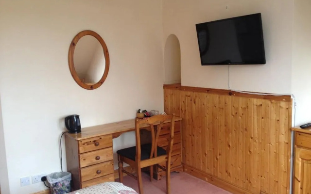 Acorn Guest House
