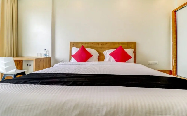 Capital O 47631 Hotel The Orange Flag