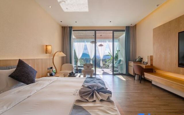Tengchong Linghe·Dubanshan Hot Spring Hotel