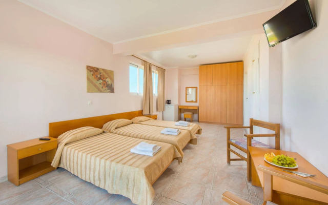 Bayside Hotel Katsaras