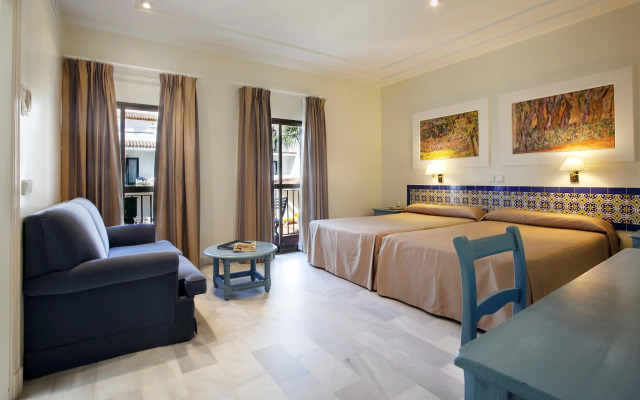 Playa De La Luz Hotel