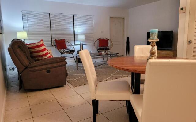 #2 Walking Distance From The Beach