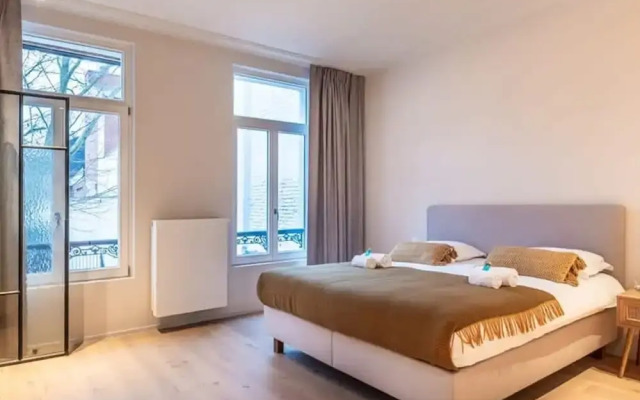 Bright Apartment With Terrace in Heart of Ghent