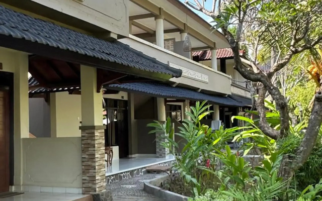 Puri Bali Lovina