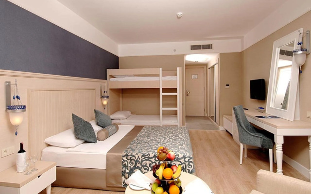 Seamelia Beach Resort Hotel & Spa