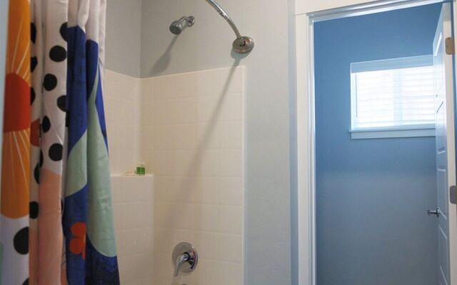 Stunning Garden City Getaway