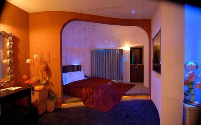 Romantic Code Motel