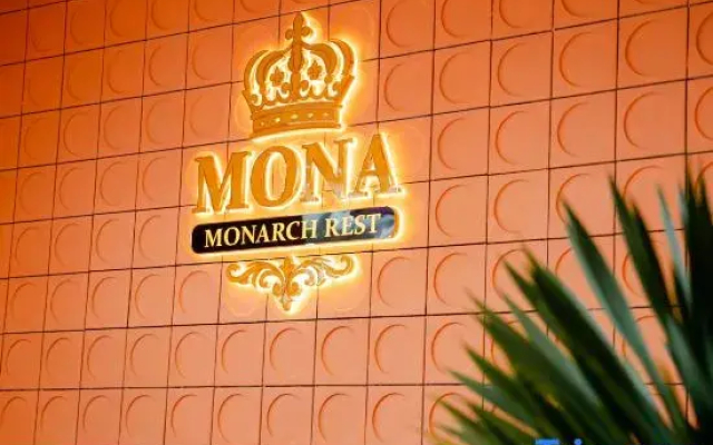Mona Home