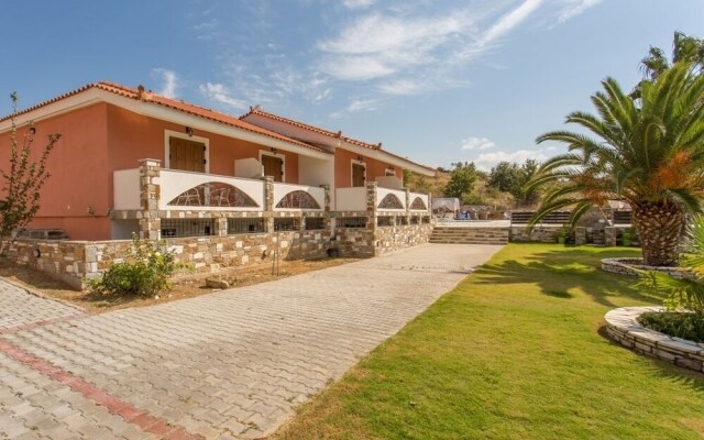 Saint George Hotel & Rooms