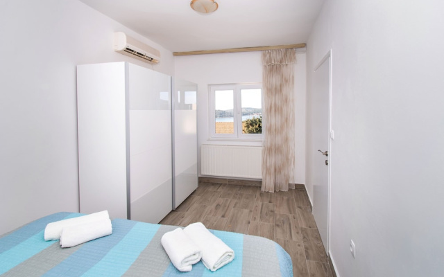 Apartments Rada