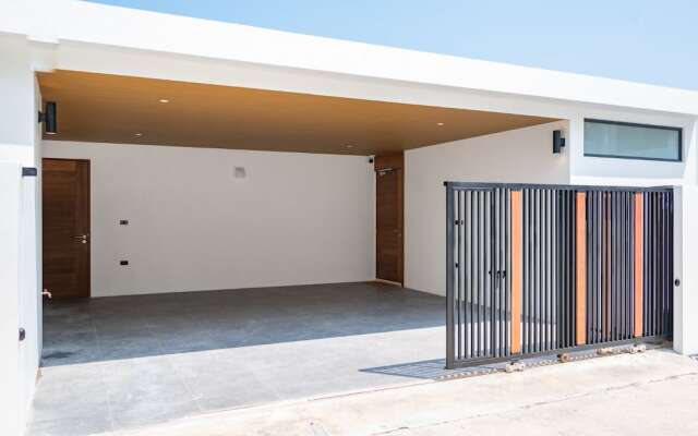 Villa Close to Fisherman Village - KBR15