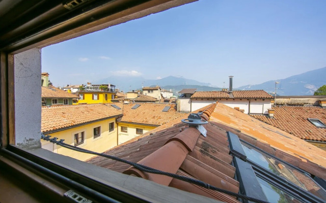 Loft Adamello 200m From Lake