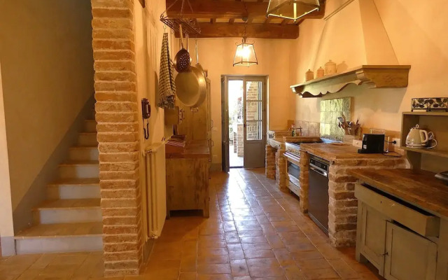 I Escape to Umbria, Quiet