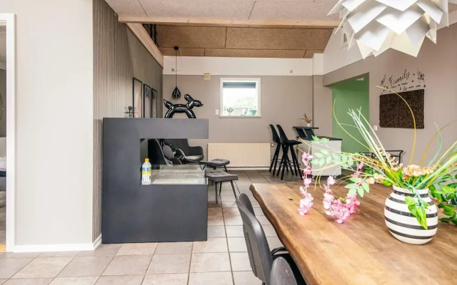 4 Star Holiday Home in Henne
