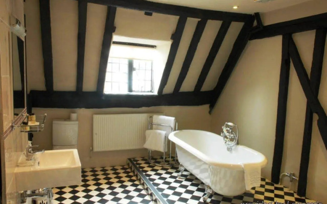 Marlborough Arms Hotel