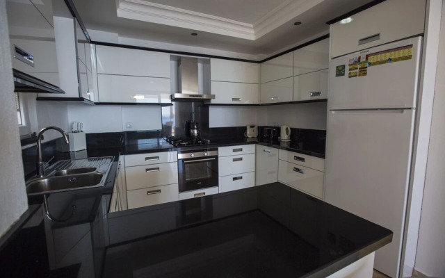 Villa Horizon by Akdenizvillam