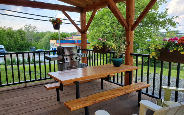 Capharnaüm Gîte - Boutique - Café