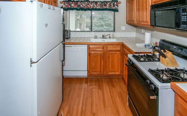 Bear Mountain Escape Condo
