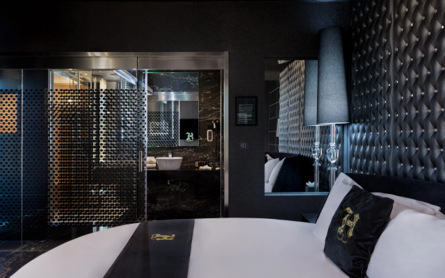 Hugo's Boutique Hotel - Adults Only