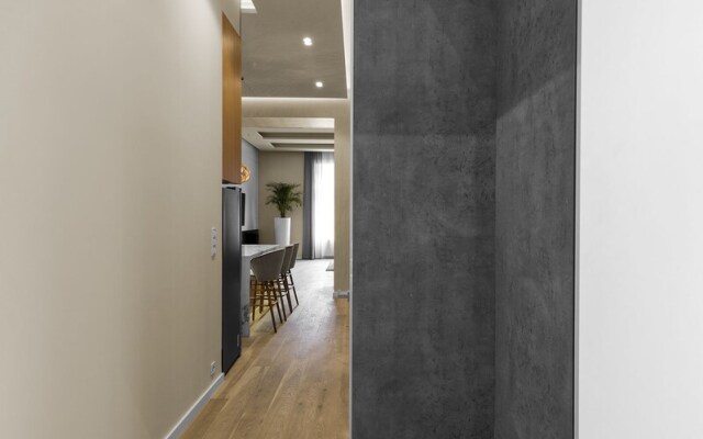 Luxury Apartment by Hi5 - Erzsébet square Suite