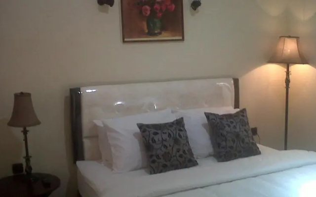 Hotel Prima Asri 153