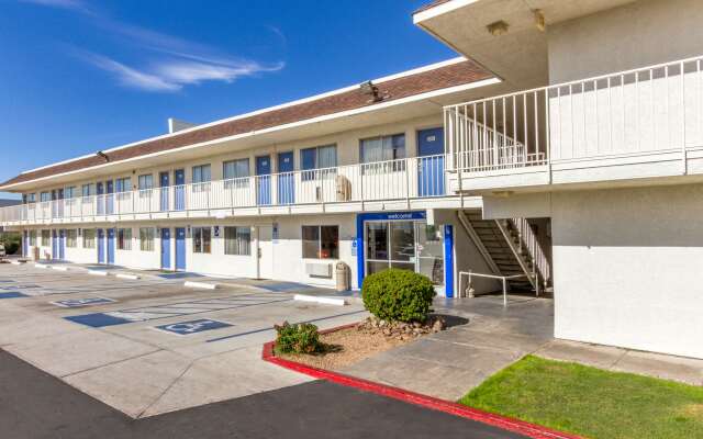 Motel 6 Phoenix North - Bell Road