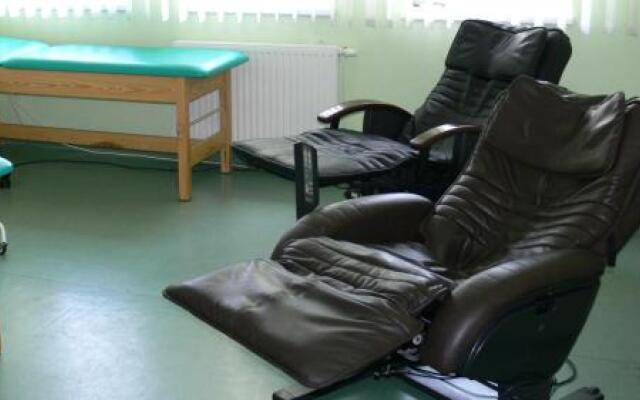 Polonez - Wypoczynek Sport Rehabilitacja
