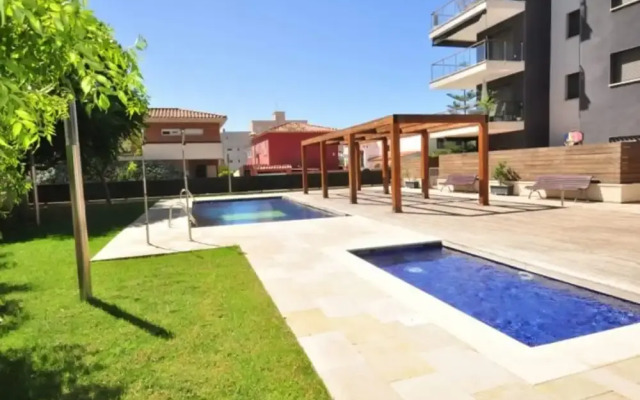 Apartamento Moderno Para 6 Personas en Cambrils