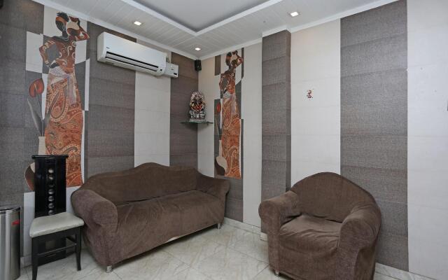 OYO Flagship 117 Hotel Prakash Palace
