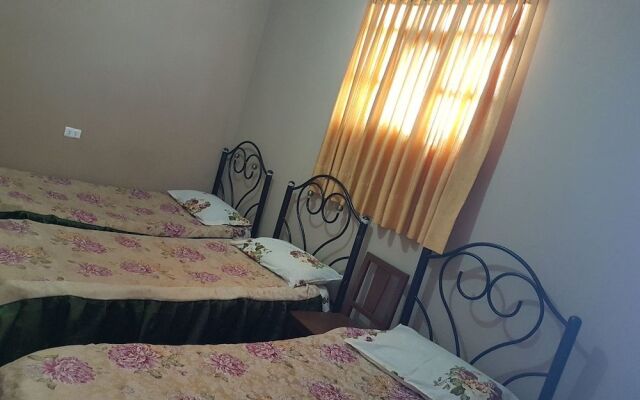 Alojamiento El Turista - Hostel