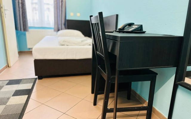 Angel Hotel