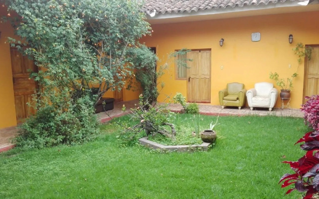 Hospedaje Buganvilla