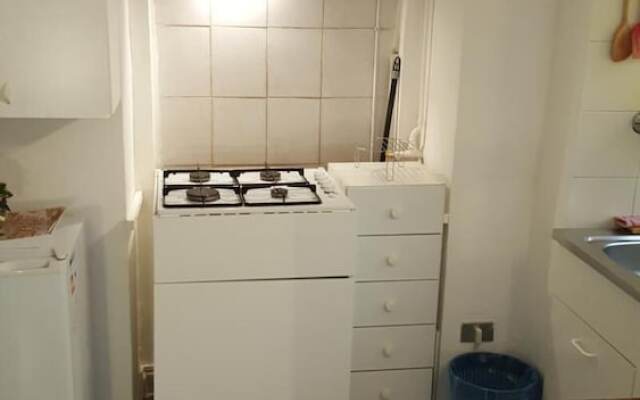 Monolocale Centrale Zona Parco Santuario