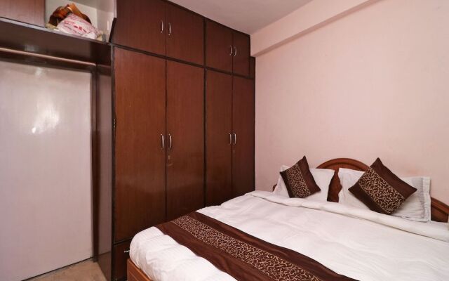 OYO 14125 Home Hill View 2BHK Clock Tower