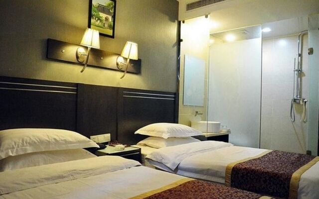 Huayi Business Hotel