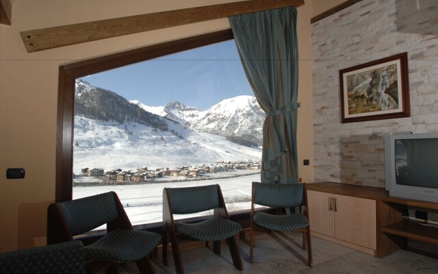 Chalet Garden