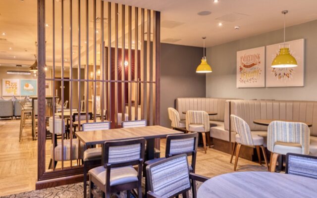 Premier Inn Dublin Cc Temple Bar