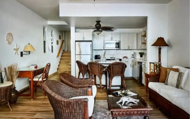Caicos Coral Reef Beachfront Apartments