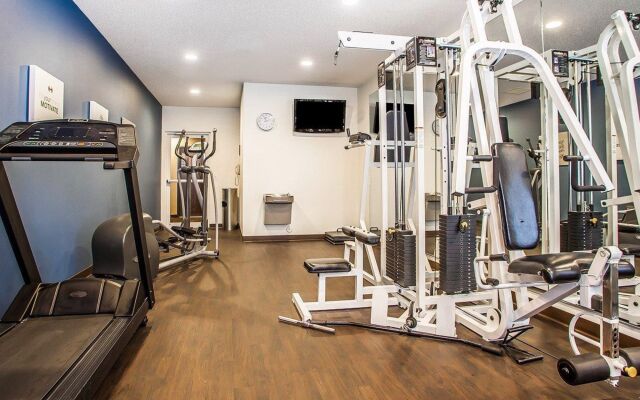 Comfort Suites Cedar Falls