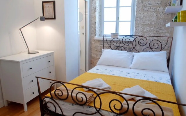 Dolce Vita Stone House Hvar