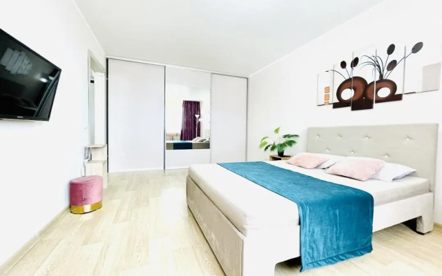 Apartment North on Pavel Sharov Street 1 building 1
