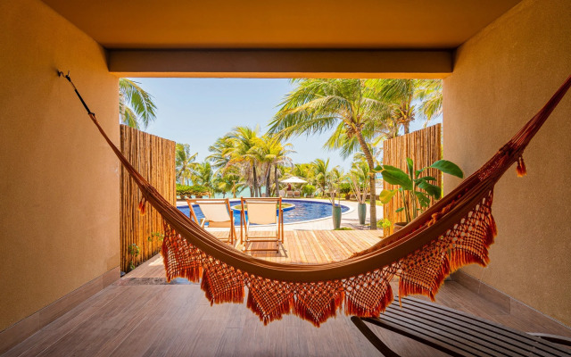 Carmel Charme Resort