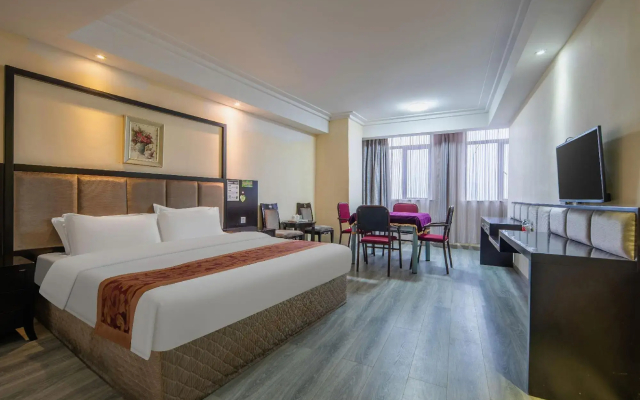 Liwen Hotel