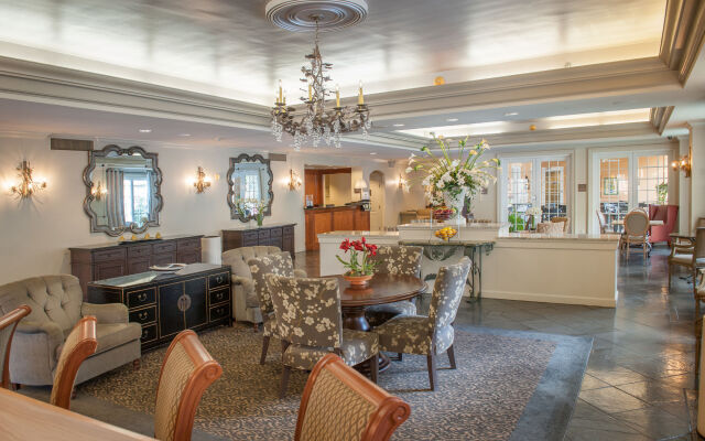 Hampton Inn New Orleans-St. Charles Ave./Garden District