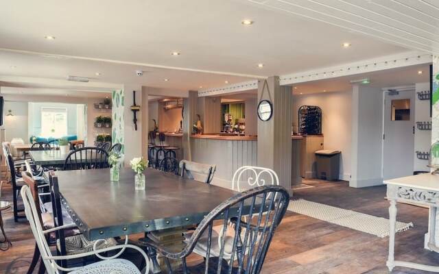 The Village Inn Buriton